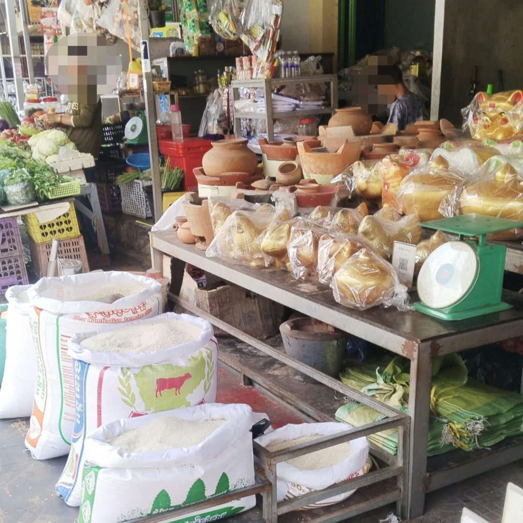 カンボジア市場米